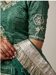 Emerald Zari Drape Poshak view 4