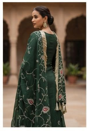 Emerald Gota Patti Poshak view 3